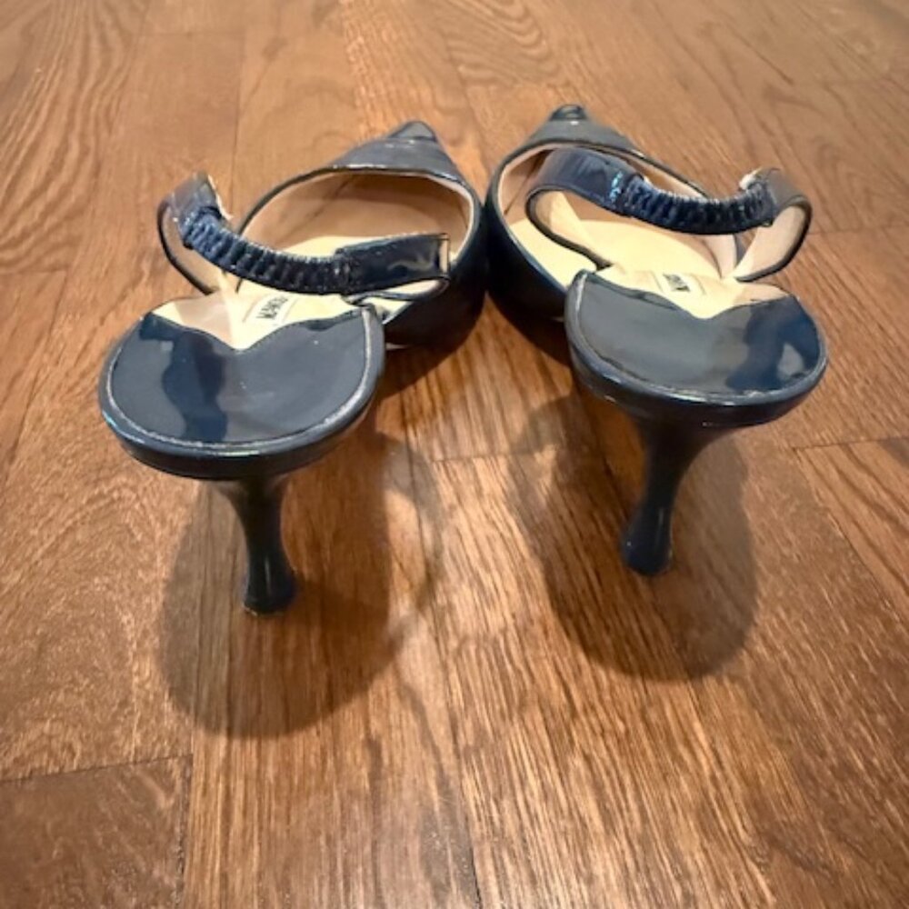 Manolo Blahnik Slingback Heels Size 39 - Picture 3 of 5